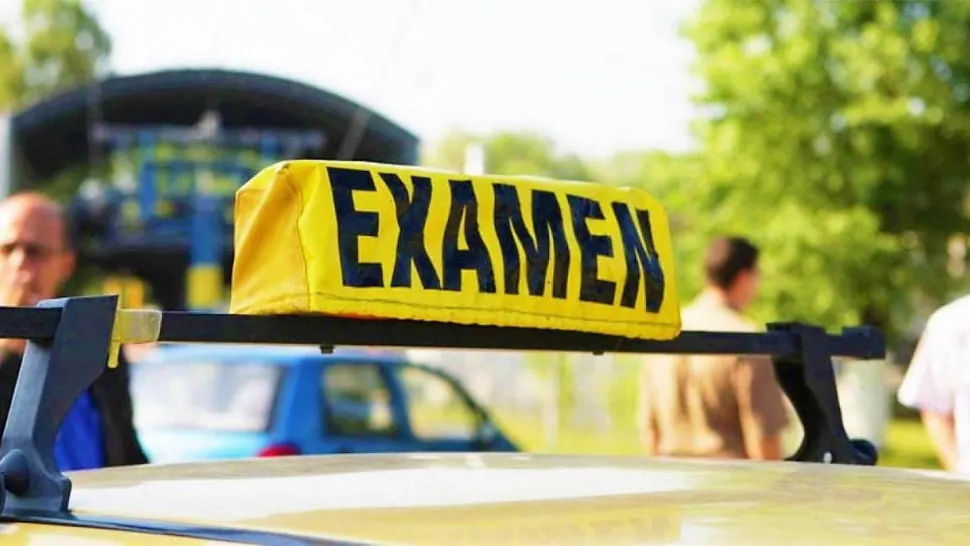 Se schimbă examenul auto pentru permis: manevrele pe care orice candidat va fi obligat să le facă pe traseu. Senatul a votat legea