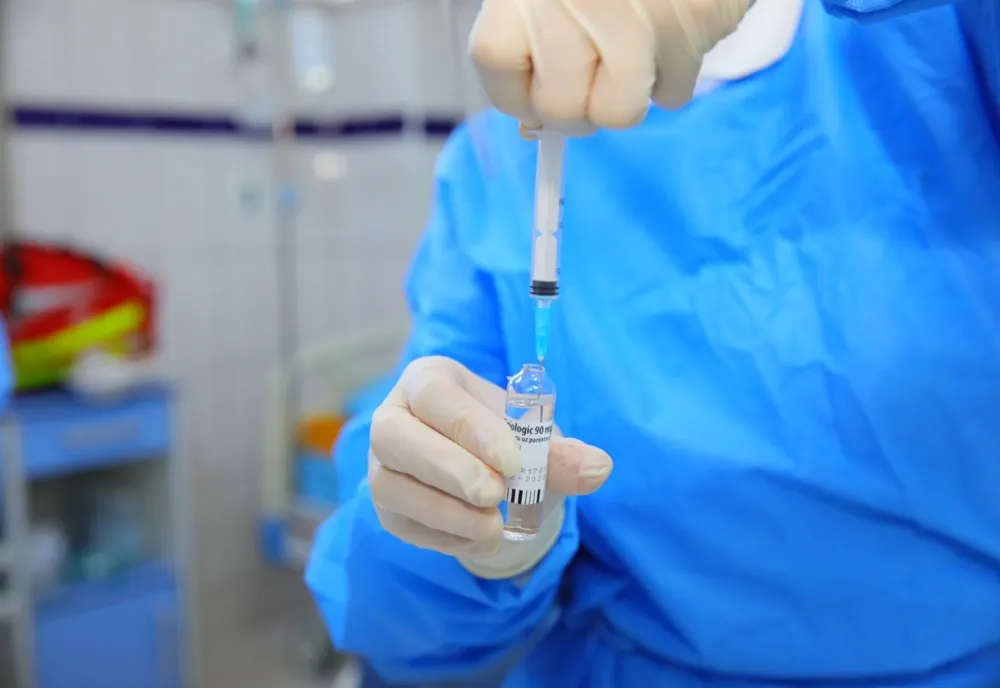 Valeriu Gheorghiță: Numărul românilor vaccinați anti-COVID a depășit, sâmbătă, numărul celor infectați de la debutul pandemiei