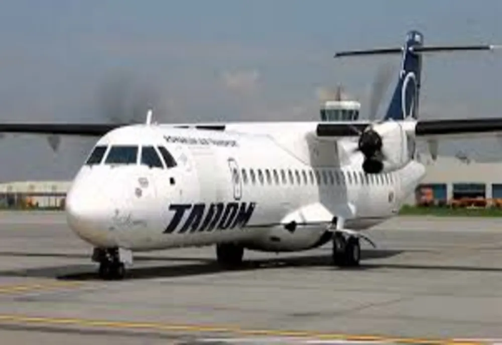 Conducerea TAROM se întâlnește în regim de urgență cu angajații! Zeci de zboruri ANULATE