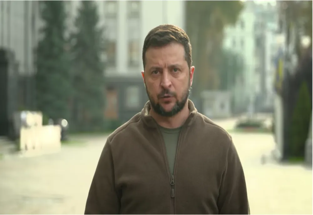 Zelenski, mesaj de pe linia frontului: „Este foarte util să auzim de la cei care merg în luptă ce anume le lipseşte”