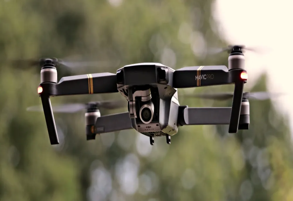 Mai multe drone au zburat deasupra bazei Mihail Kogălniceanu. MApN: „Au fost aplicate contramăsuri de tip război electronic”