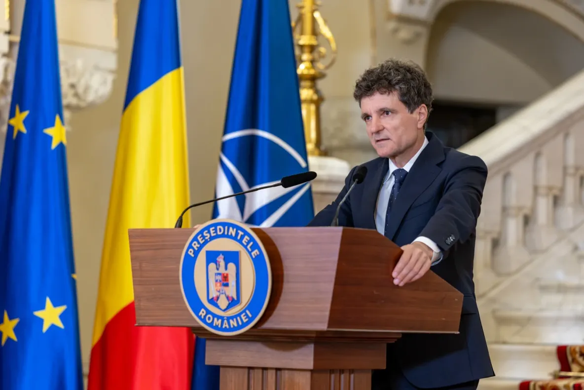 Nicușor Dan reia negocierile informale cu partidele, pentru formarea unui nou guvern