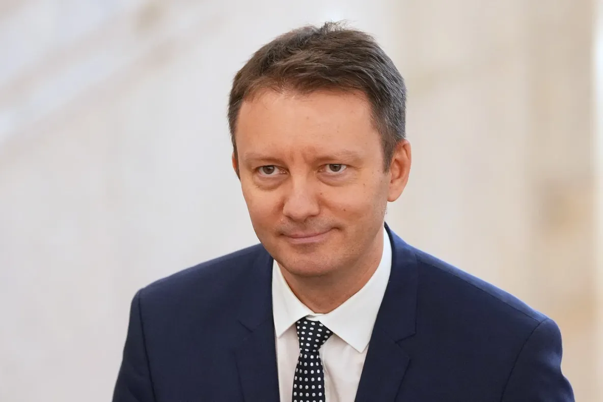 Siegfried Mureșan: „Vom continua să reducem risipa și să punem ordine în finanțele publice. Asta înseamnă responsabilitate”