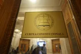 CCR urmează să se pronunţe, luni, asupra legilor integrităţii şi biodiversităţii