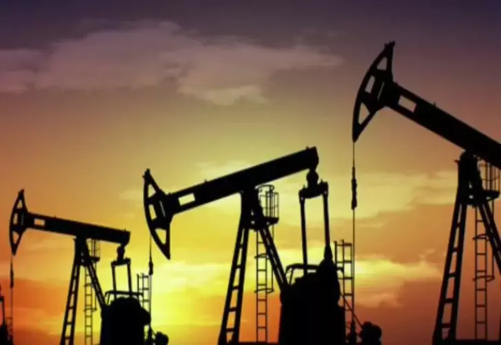 Prețul petrolului Brent a coborât la nivelul anterior conflictului din Iran