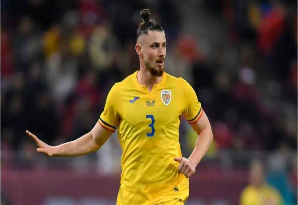  Radu Drăgușin pleacă de la Tottenham. Mutarea la Fiorentina, aproape de finalizare