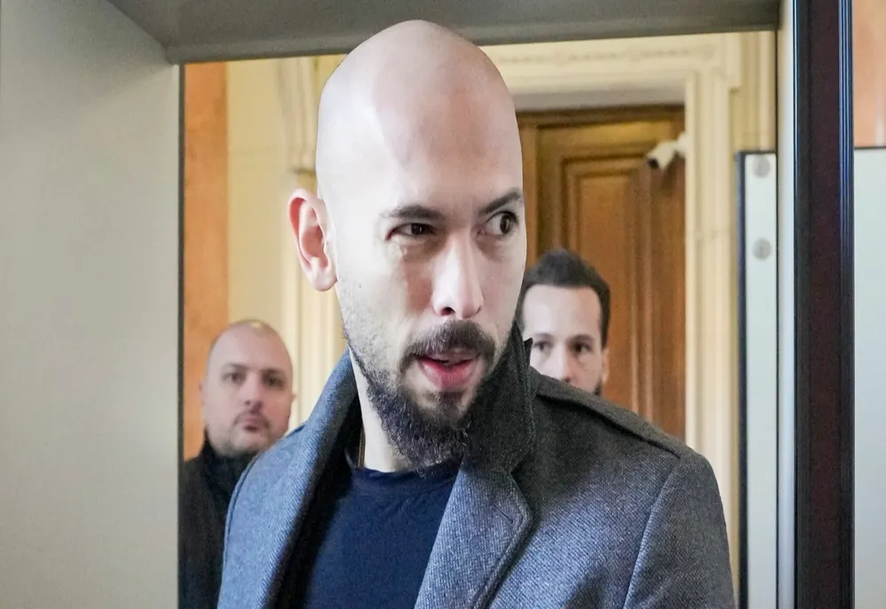 Andrew Tate, din nou în fața procurorilor DIICOT. Milionarul acuzat de viol a fost dus la audieri