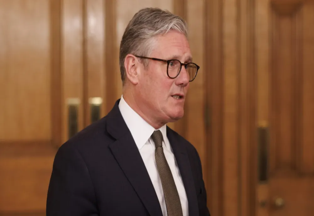 Keir Starmer și-a anunțat demisia din funcția de prim-ministru și lider al Partidului Laburist